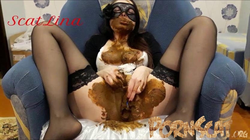 Eat shit from pussy with ScatLina [FullHD / 2019]
