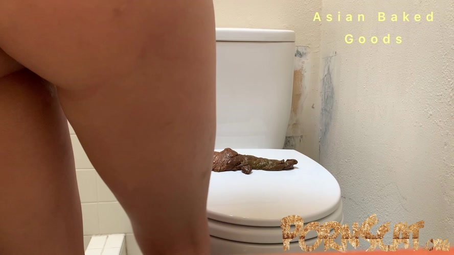 Shit side ways on the toilet seat with Marinayam19  [FullHD / 2020]