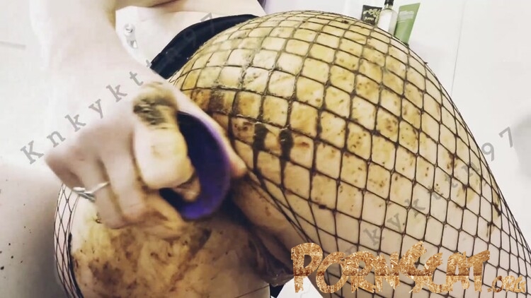 Pooping & Smearing in Fishnets with Knkykttn97 [FullHD / 2023]