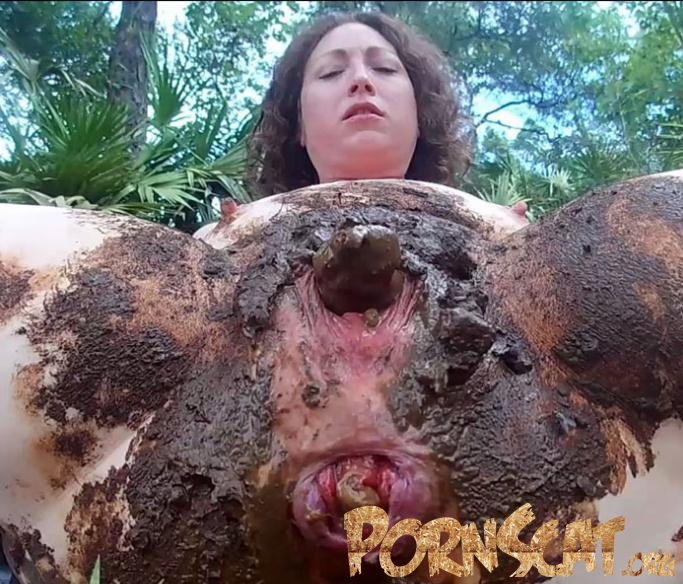 Outdoor Shit Packed Pussy - 1 PART - ScatGoddess [FullHD / 2017]