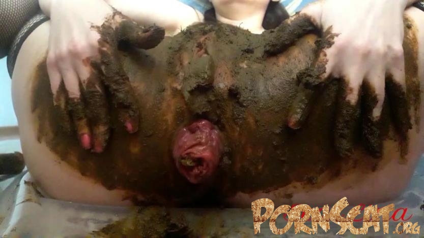 Anal prolapse in shit with ScatLina  [FullHD / 2018]