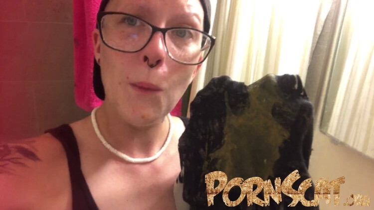 Accidental Shart Cleaned by Tongue [FullHD / 2024]