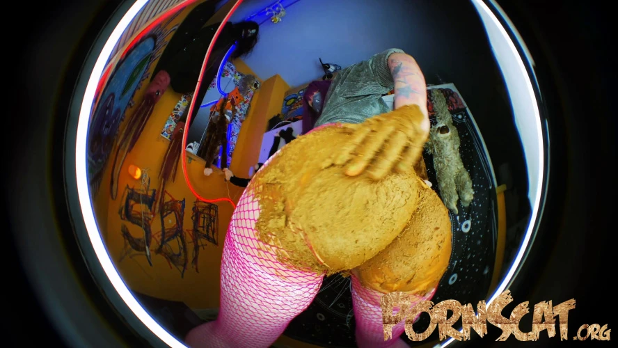 Dark M wants to play! [UltraHD/4K / 2026]