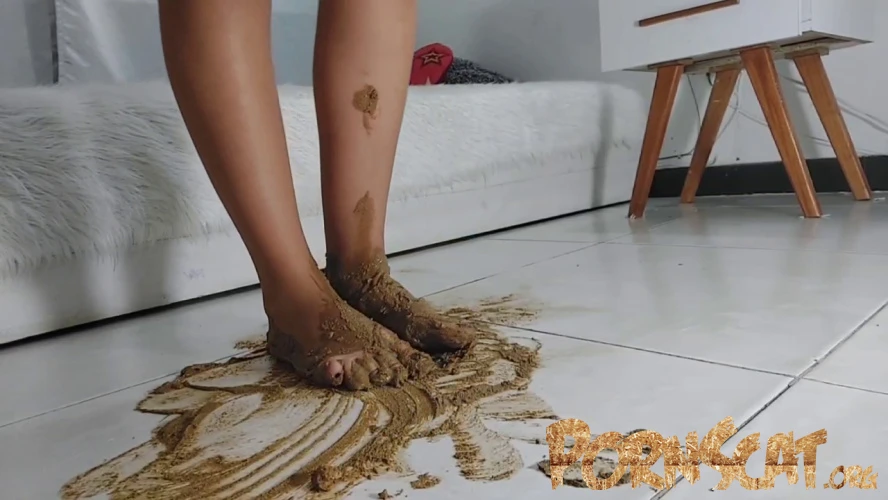 poop adventure with Sara [HD / 2026]